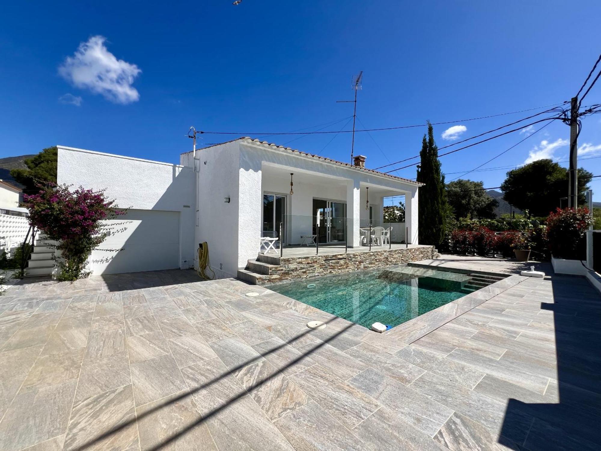 فيلا Montsia 23 - Casa Con Piscina Privada En روساس المظهر الخارجي الصورة